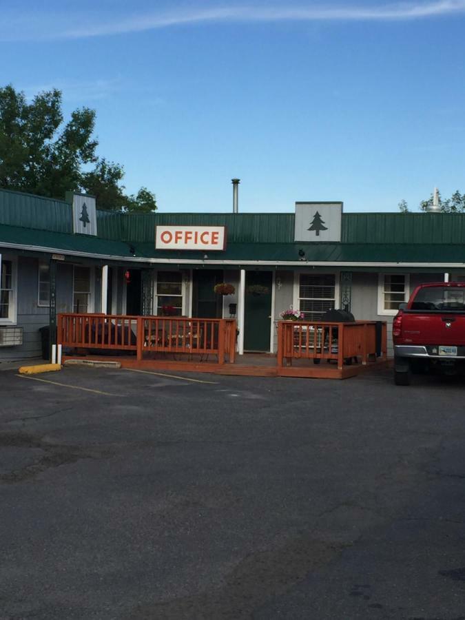 Jack Pine Motelリバートン エクステリア 写真